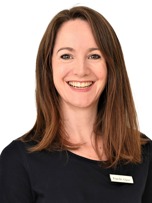 Dr. med.  Nina Glaser