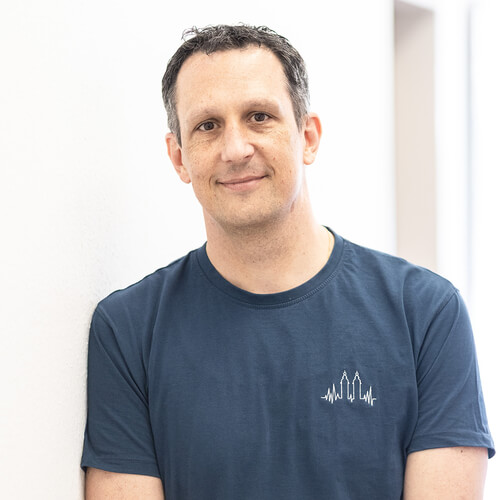 Dr. med.  Tobias Engler